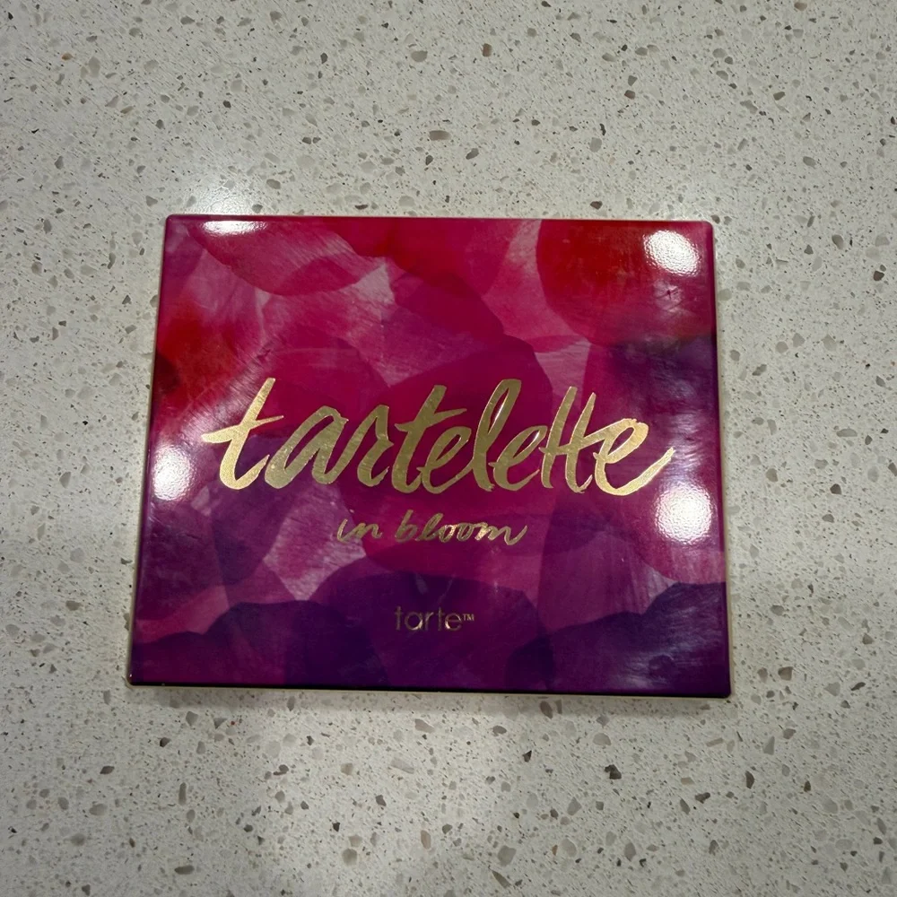 Tarte Tartelette In Bloom Palette with Pink and Purple Design - Picture 1 of 2